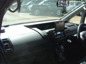 ノア　Si　新潟中古車　車高調　19AW　HDD　両側電動スライドドア