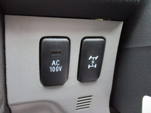 AC100V電源・センターデフロックスイッチ